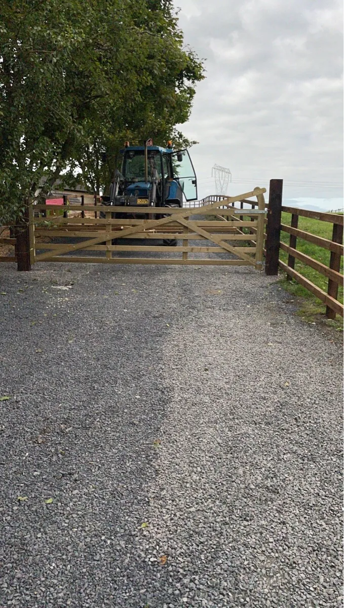 Fencing services - Image 1
