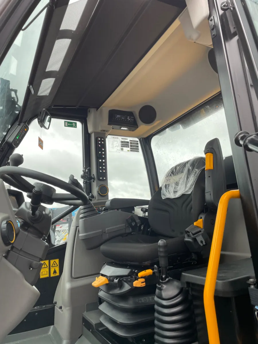 JCB TM 320S - Image 4