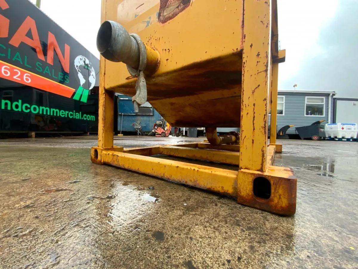 'KELLY TANKS' WASH OUT SEDIMENT TANK.......873. - Image 4