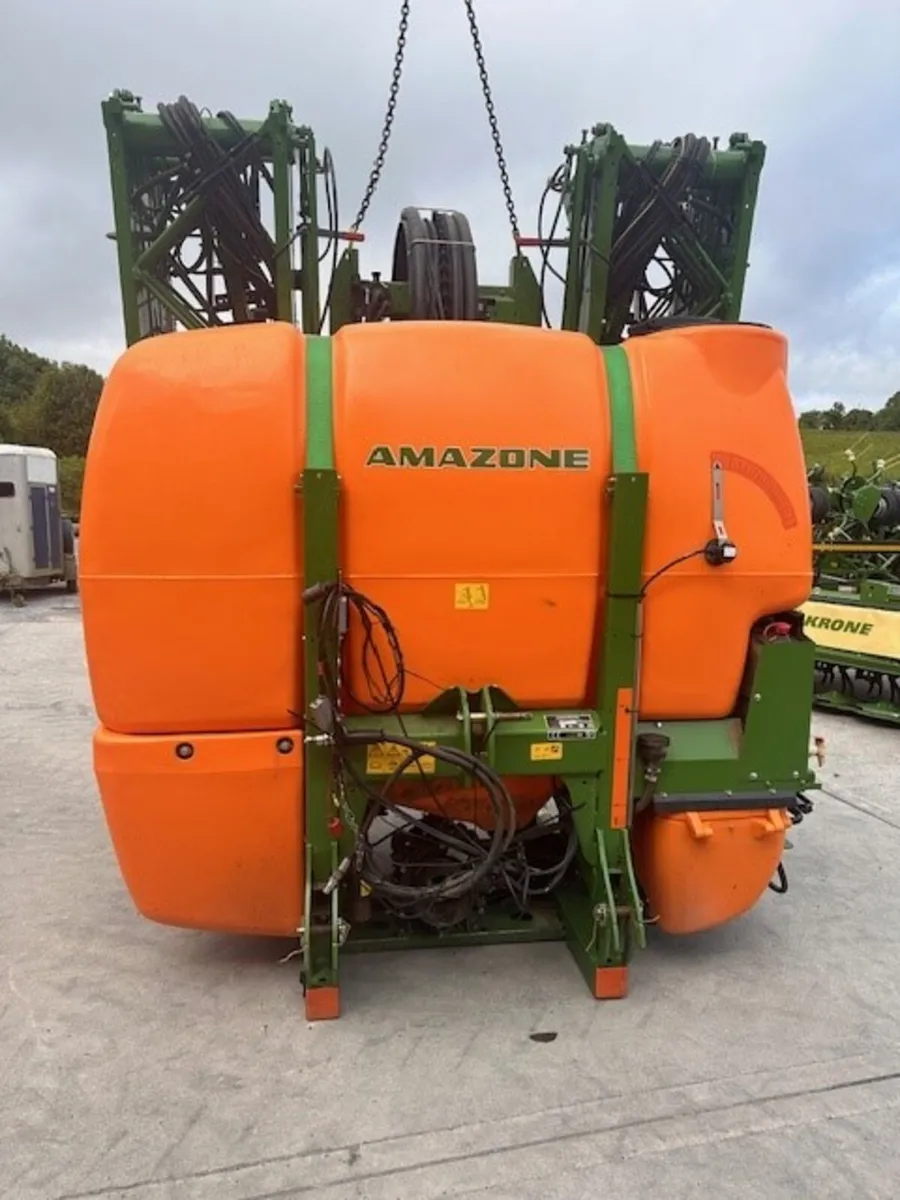 Used Amazone UF1501 21/15m Full Spec Sprayer - Image 2