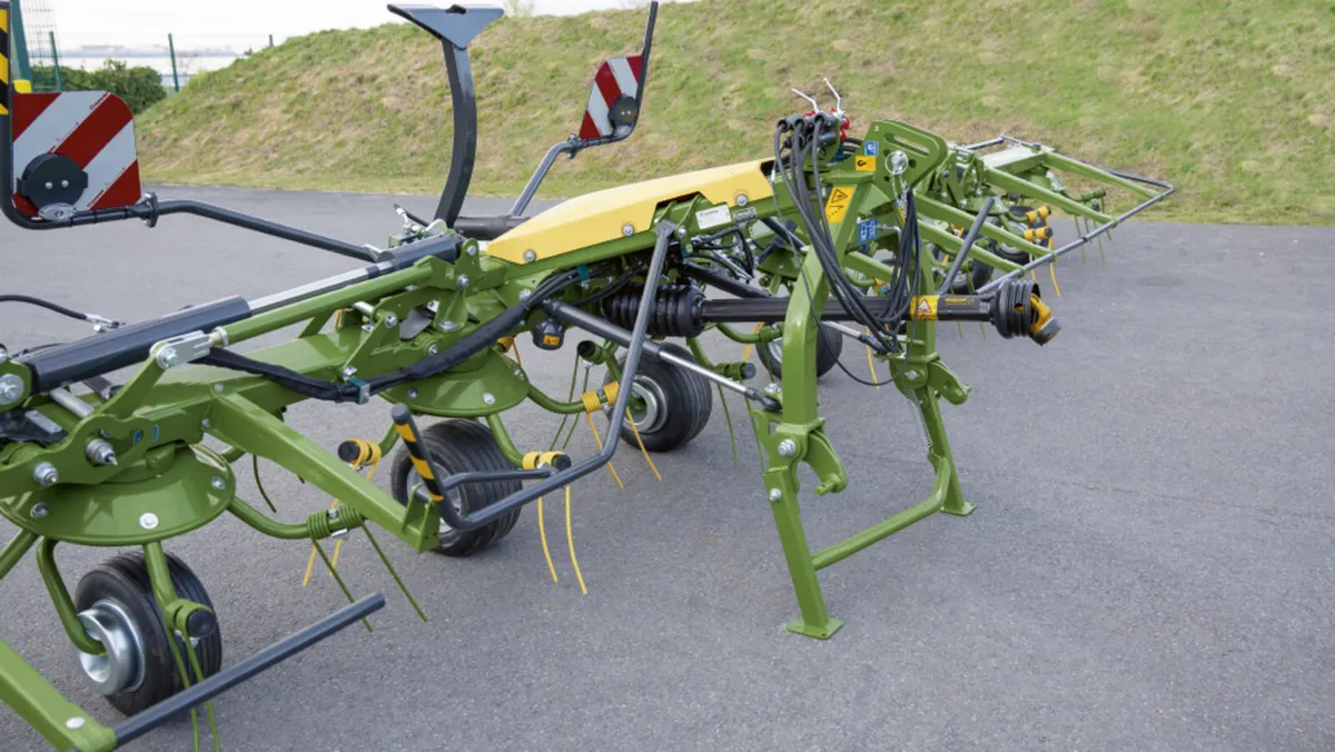 New Krone Tedders Mounted &Trailed CLEARANCE SALE - Image 1