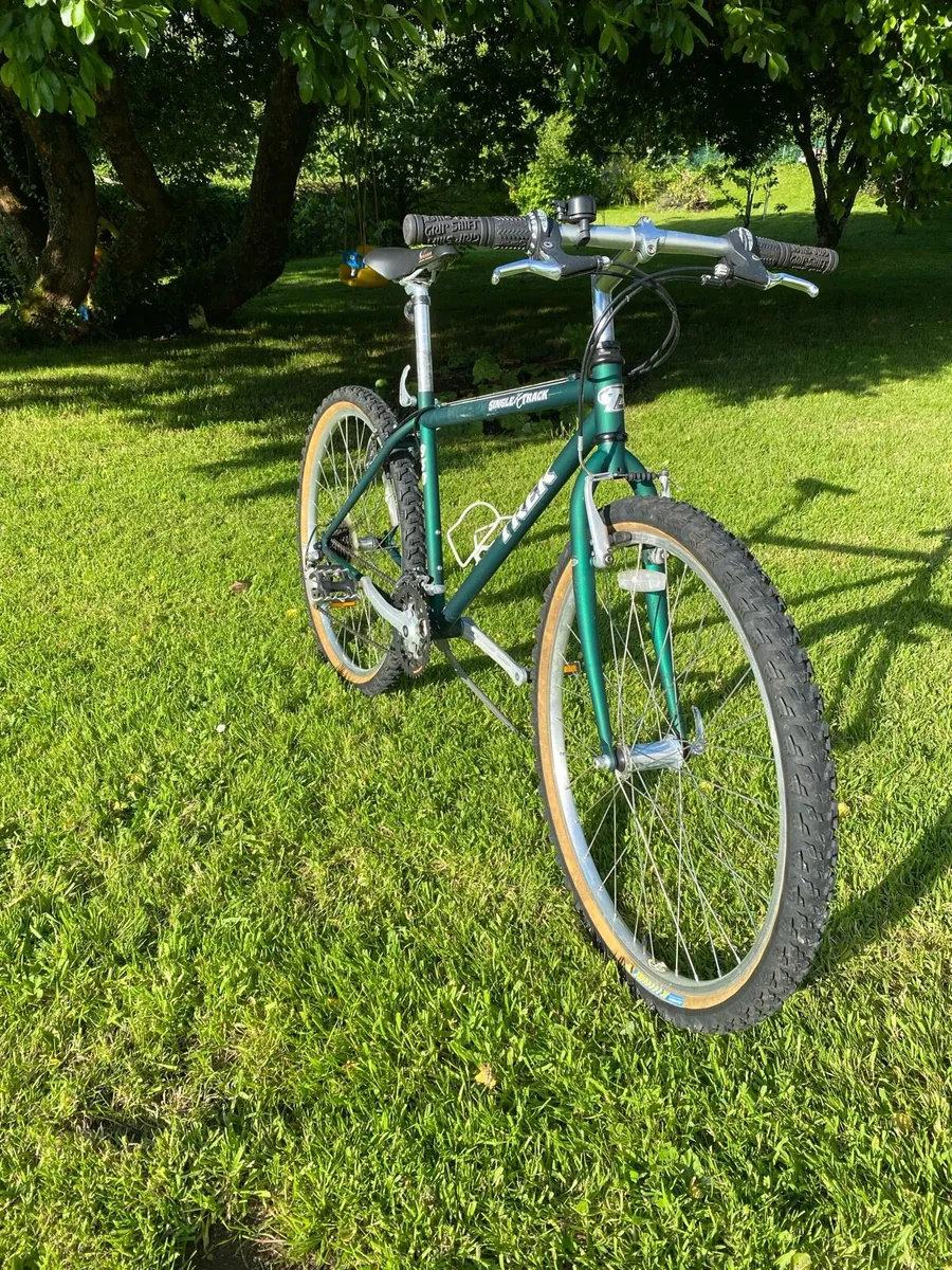 American made Trek 930 - Image 1