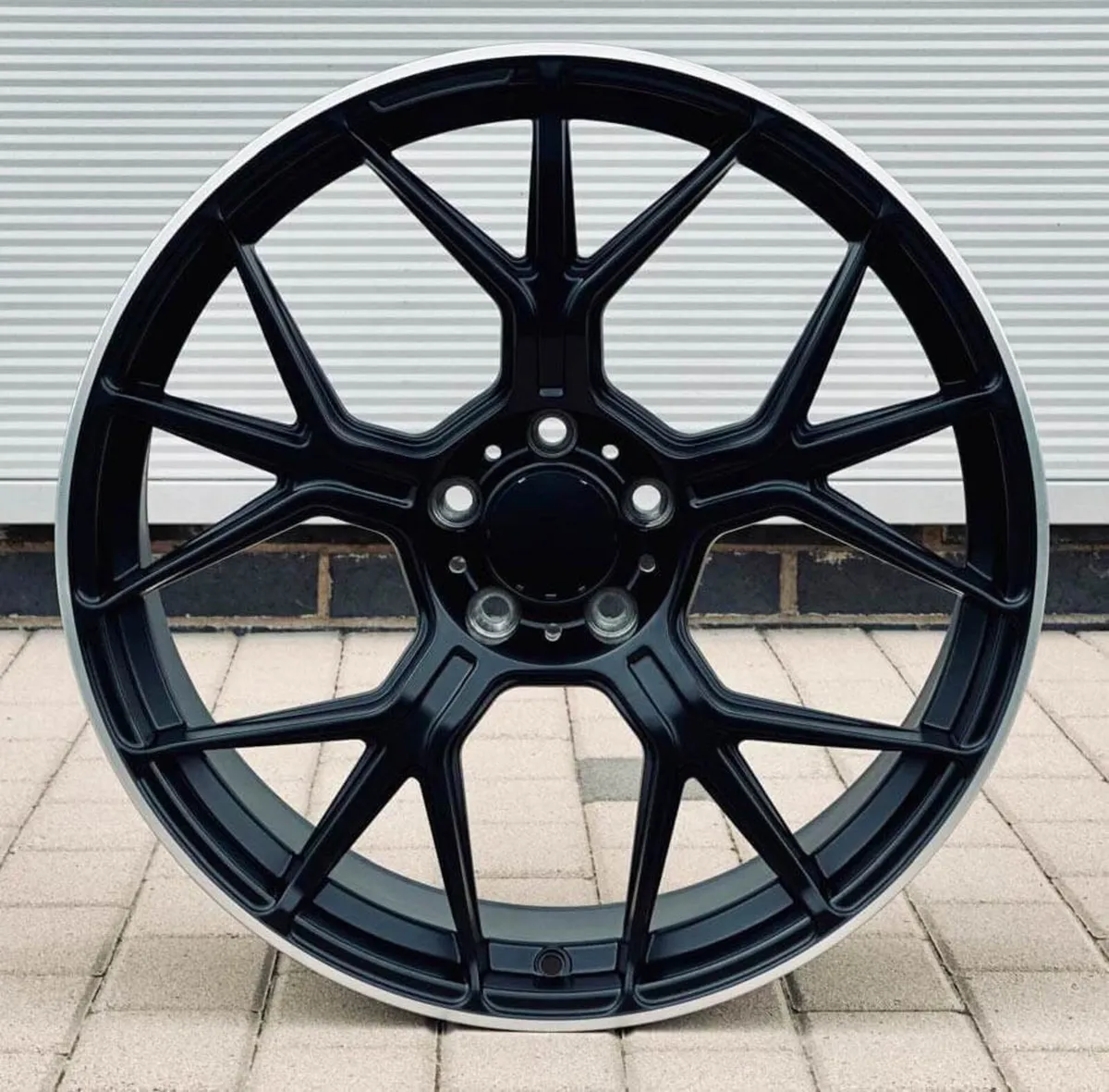 19” alloy wheels 5x112 Merc