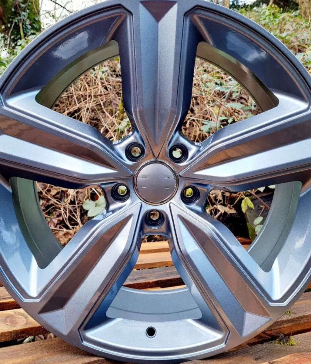 19” rs  alloy and tyre packages grey