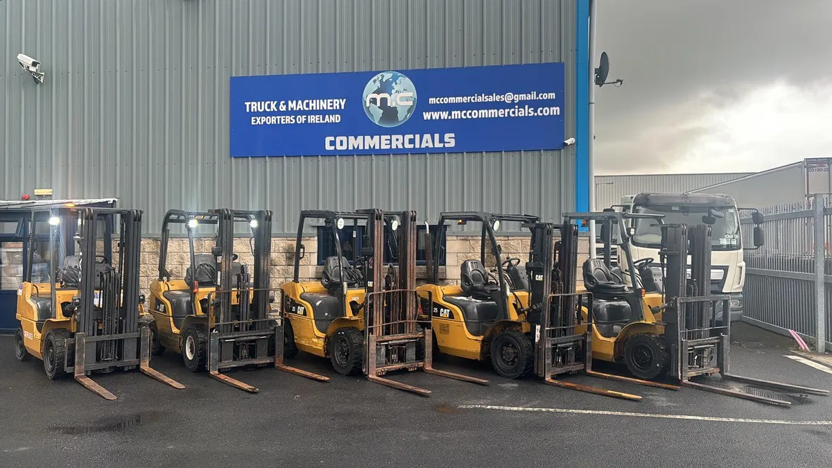 For Sale: Choice of 2.5 Ton Caterpillar Forklifts - Image 1