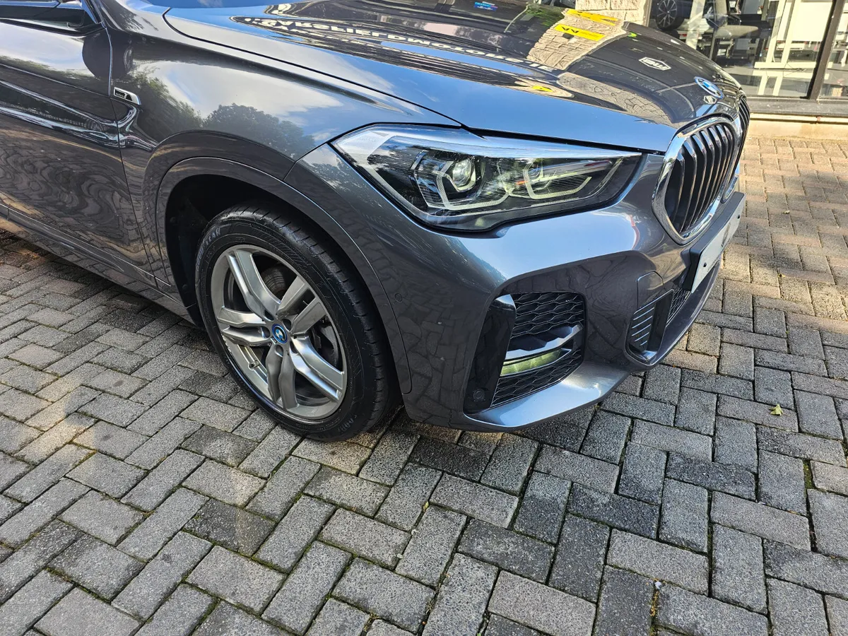 2022 BMW X1 25E M-SPORT AUTO.FINANCE - Image 4