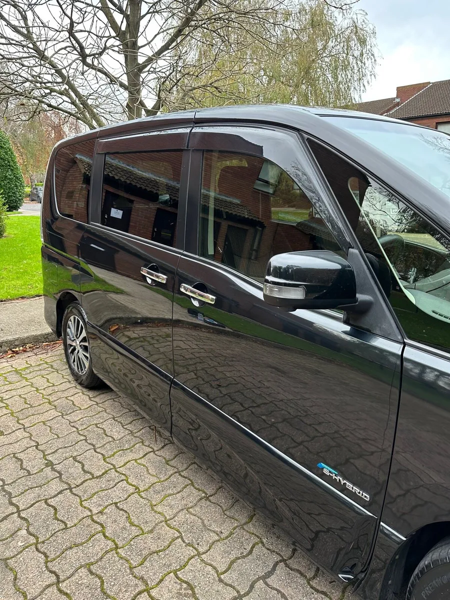 Nissan Serena Hybrid 5DR AU Auto - Image 2