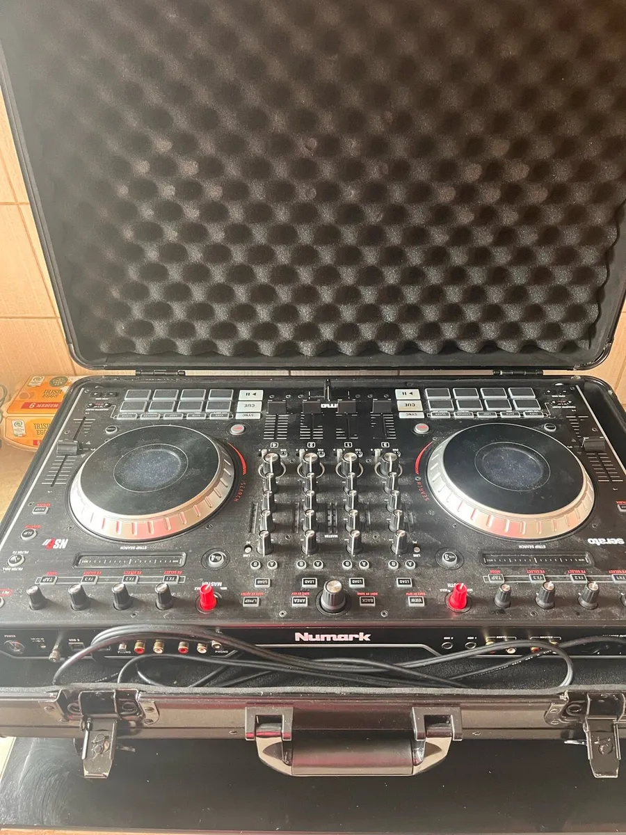Numark CDX CDJ ➀ （Numark CDX DJ Professional Turntable