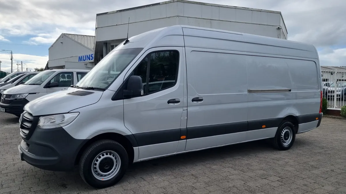 2022 MERCEDES SPRINTER 315 LWB RWD WITH A/C - Image 1