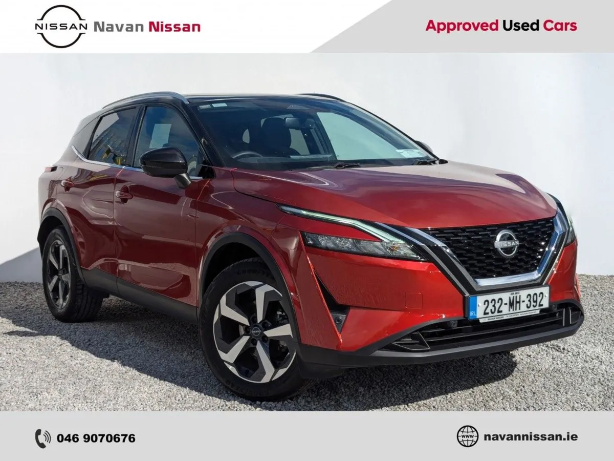 Nissan QASHQAI 1.3i M/hyb SV Premium  low Km s - Image 1