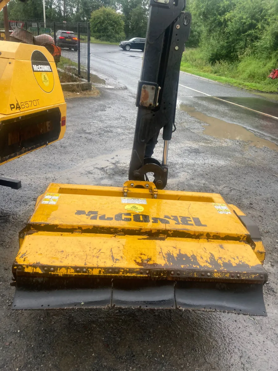 2016 MCCONNEL PA6570T - Image 2