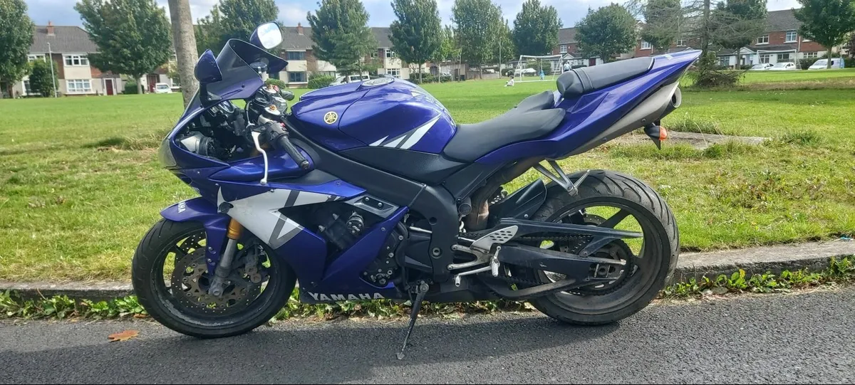 YAMAHA YZF-R1 2006 - Image 4