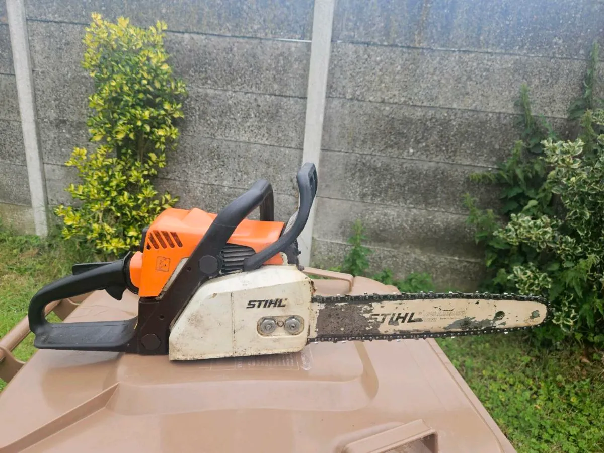 Stihl chainsaw for sale in Co. Cork for €100 on DoneDeal