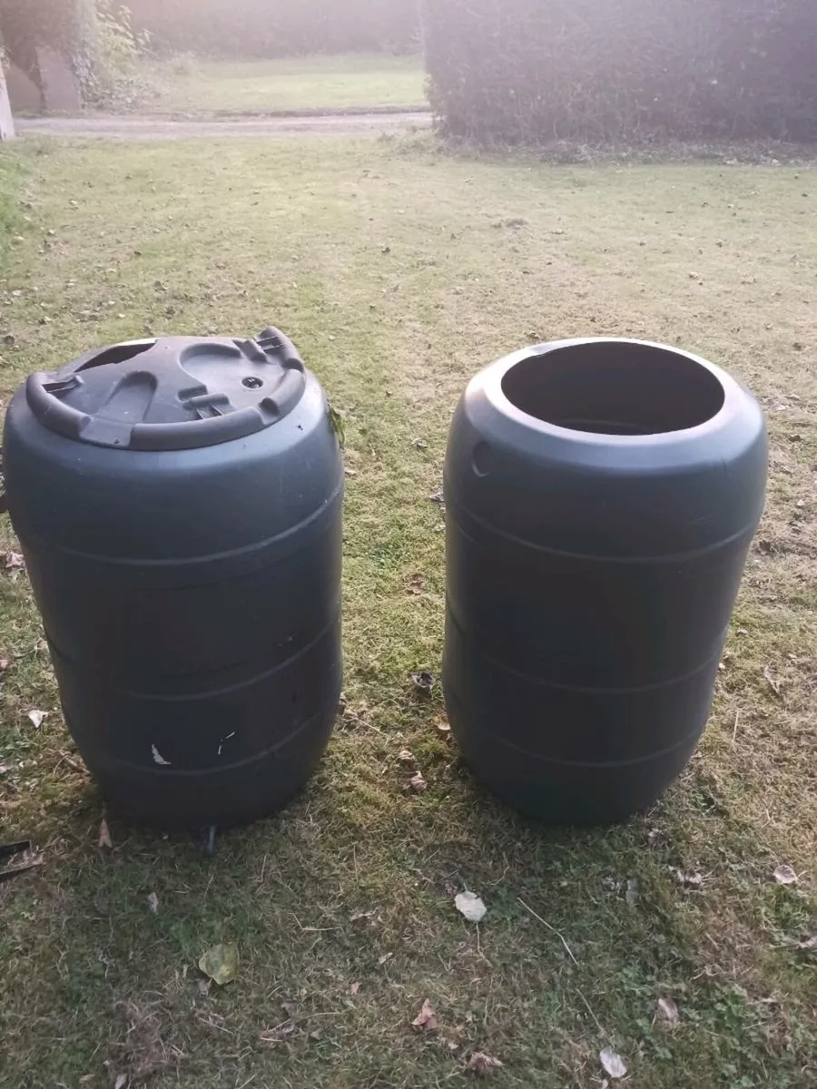 Water barrels - Image 2