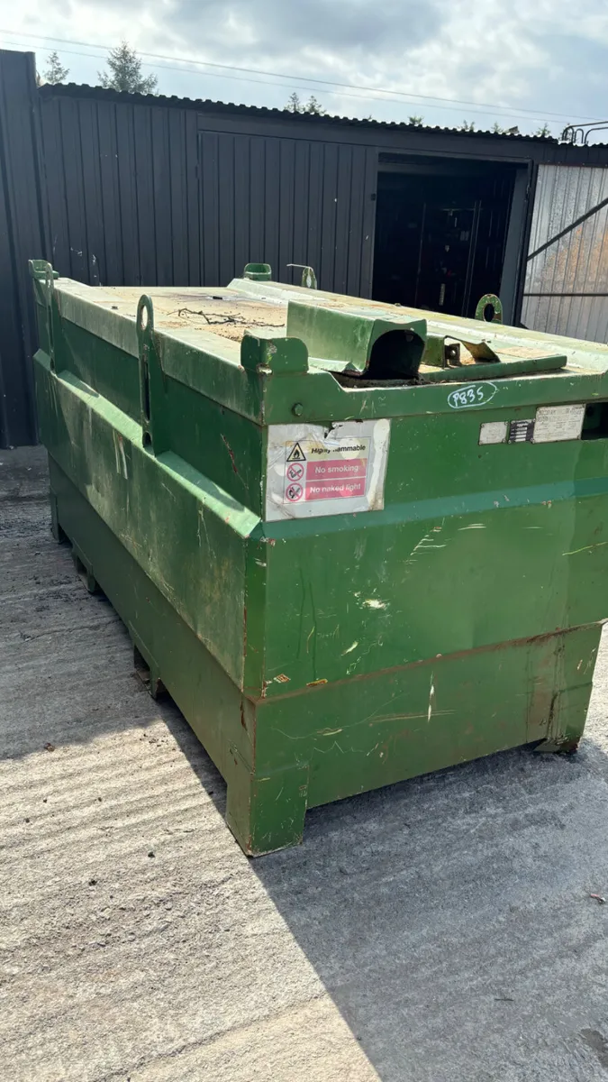 Western 2000L Transcube Tank - Image 4