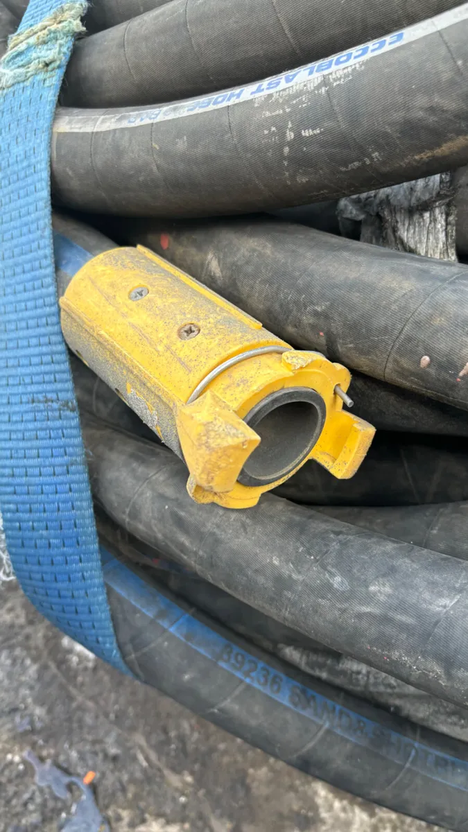 Pallet of Sandblasting Hose - Image 4