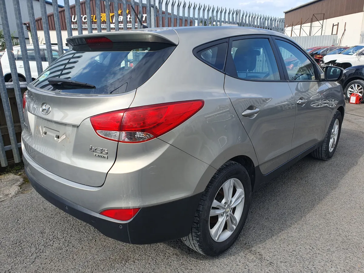 14 HYUNDAI IX35  1.7 CRDI (D4FDA) FOR BREAKING - Image 4