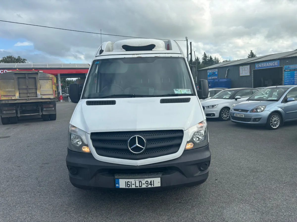 Mercedes-Benz Sprinter 2016 - Image 2