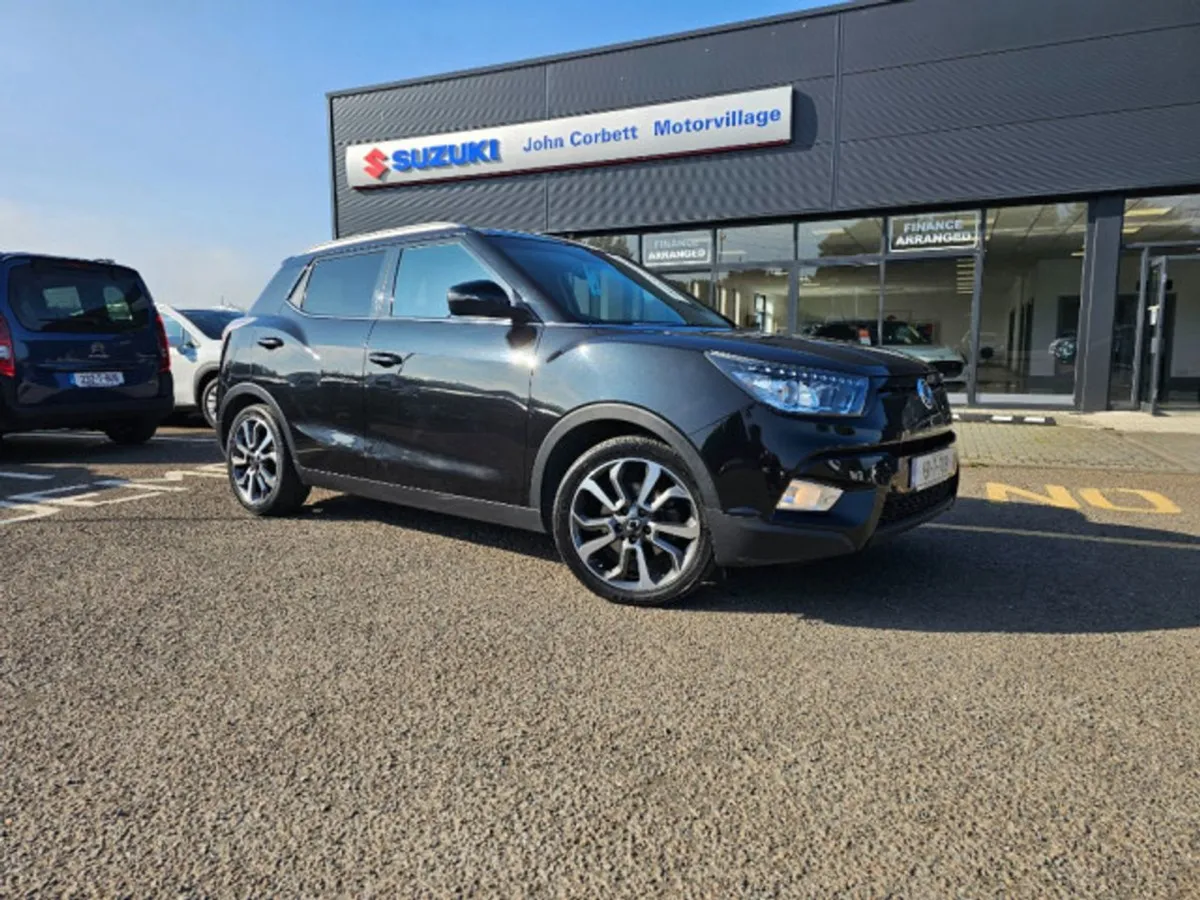 Ssangyong Tivoli 4X2 EL Crossover 5DR - Image 1