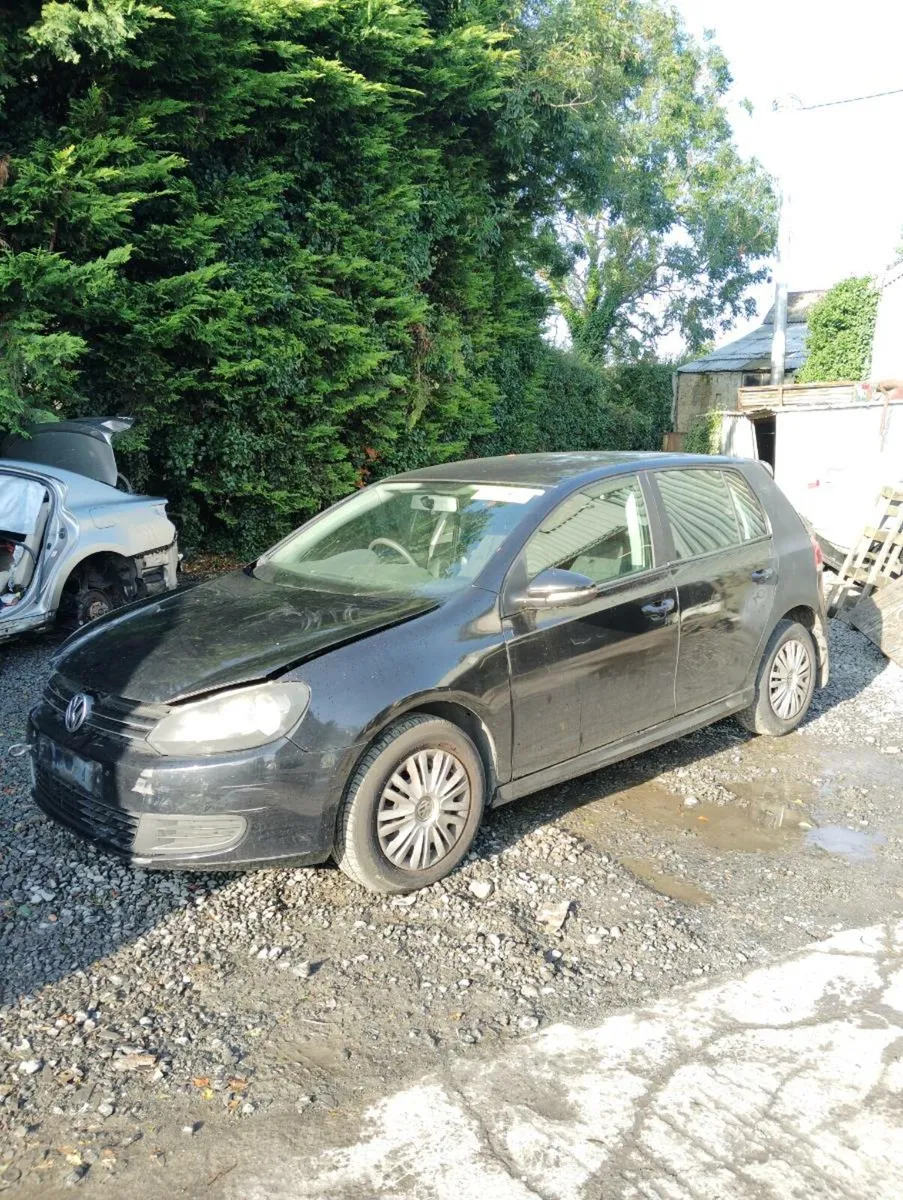 Breaking golf Mk6 2010 1.6 cay - Image 1