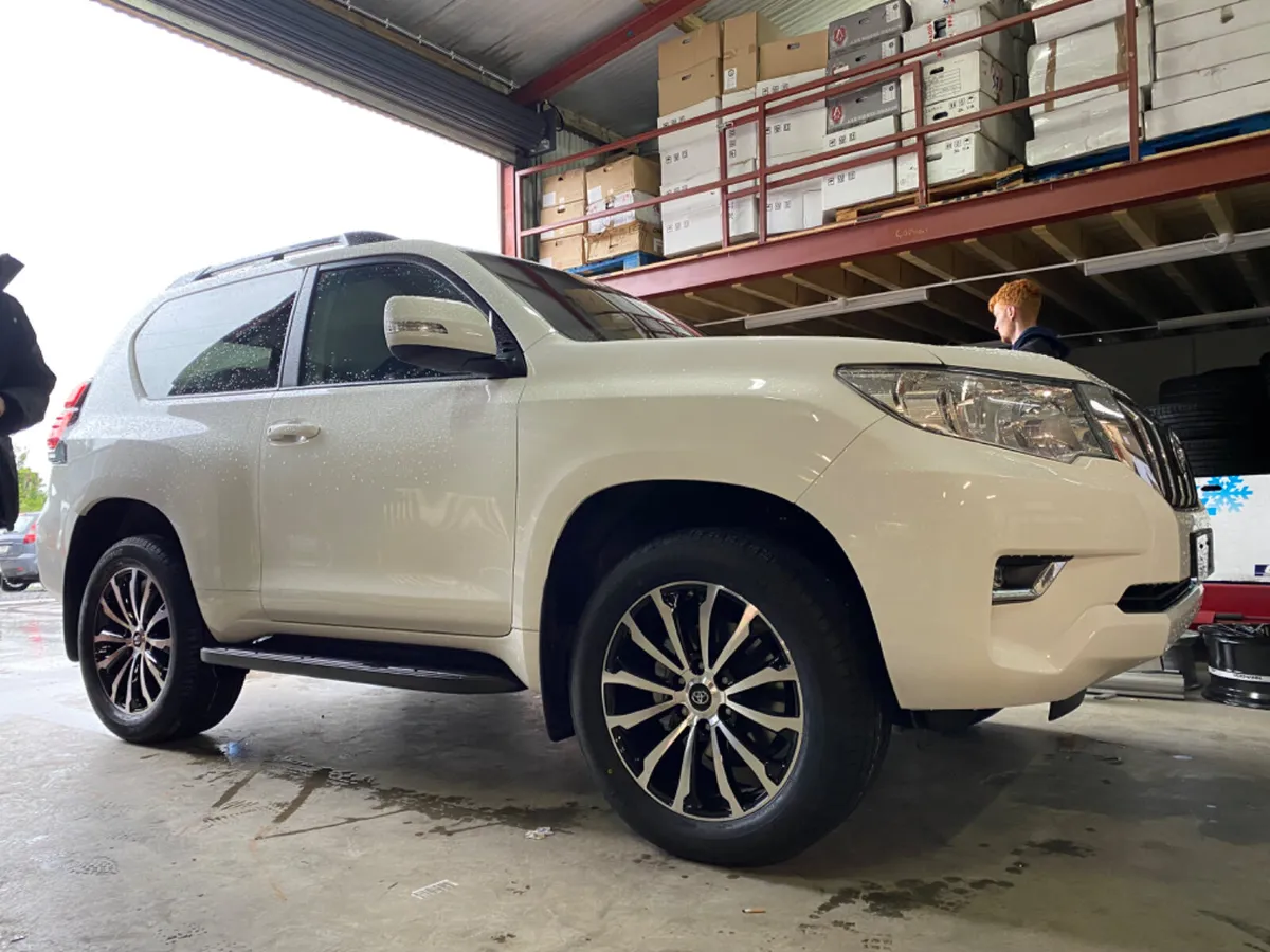 20” Toyota Land Cruiser alloys - Image 1