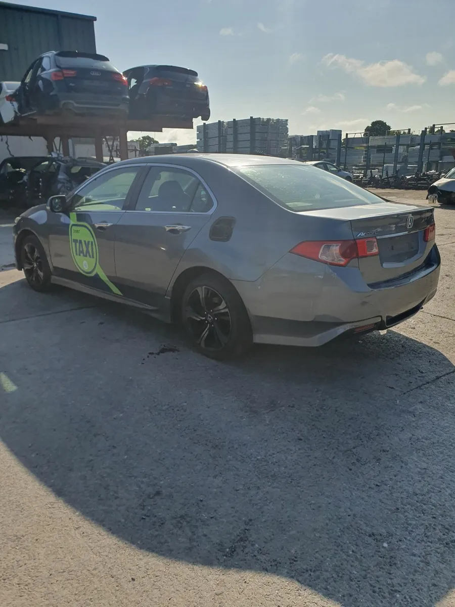 Honda Accord 2012 2.2cdti For Parts - Image 3