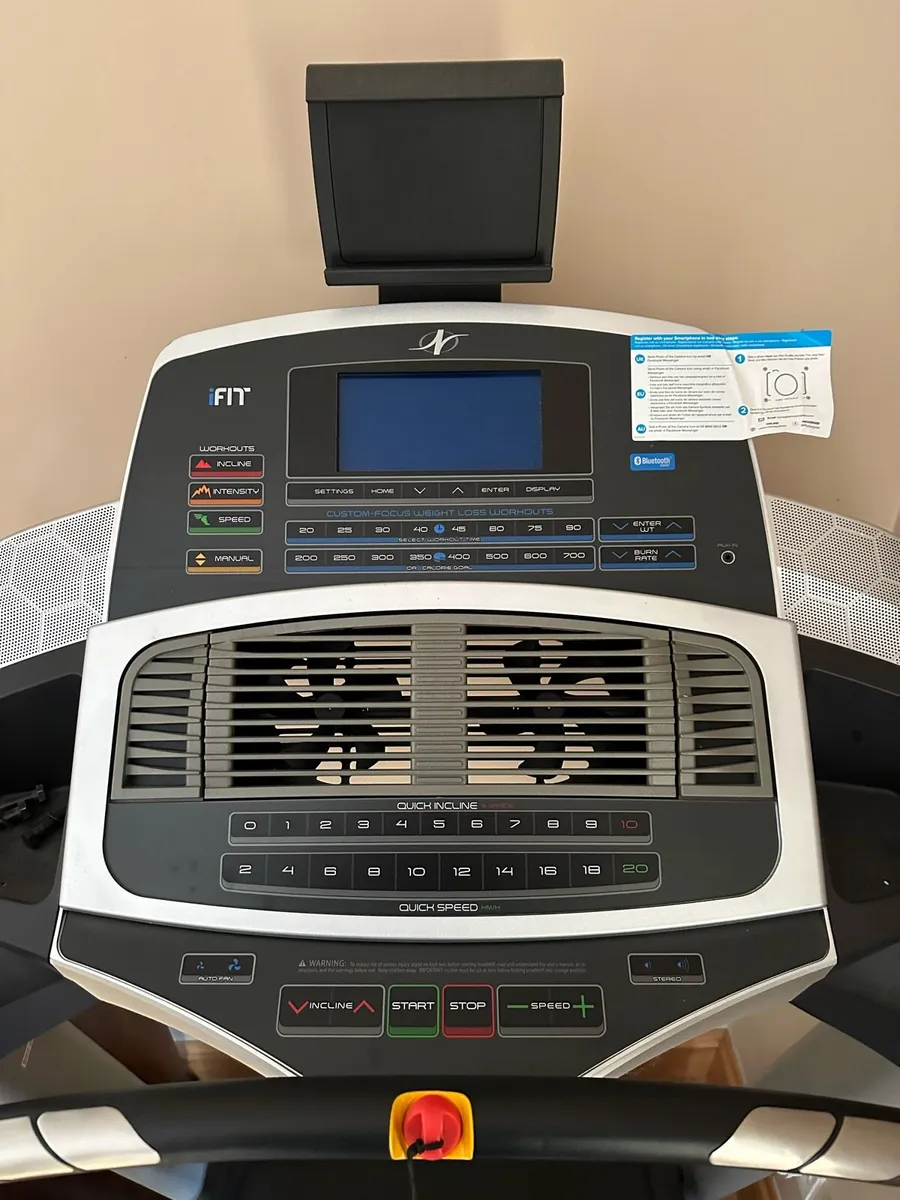 Nordic Track T7.0 Treadmill - Image 3