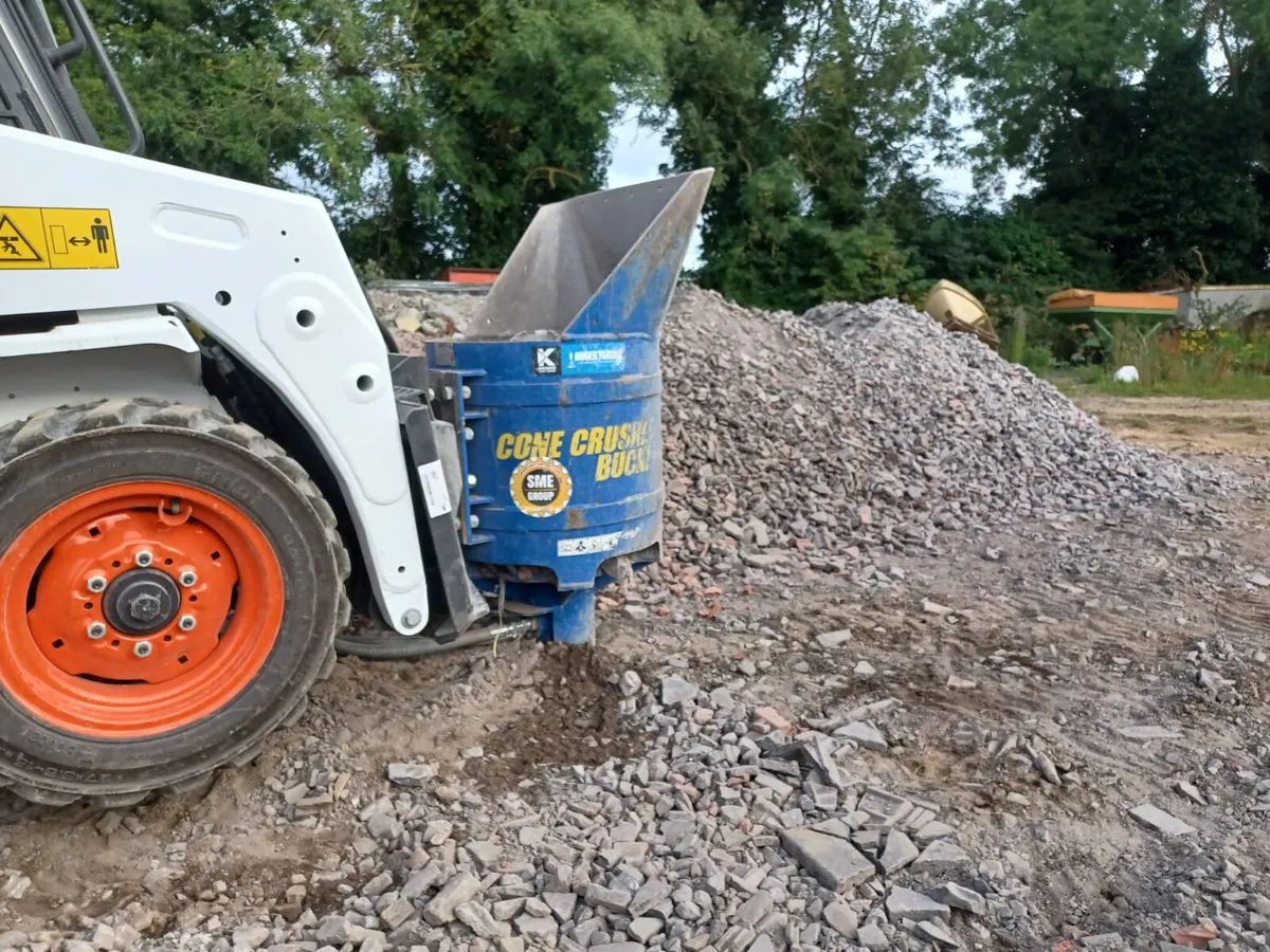 Auger torque cone crusher bucket - Image 2