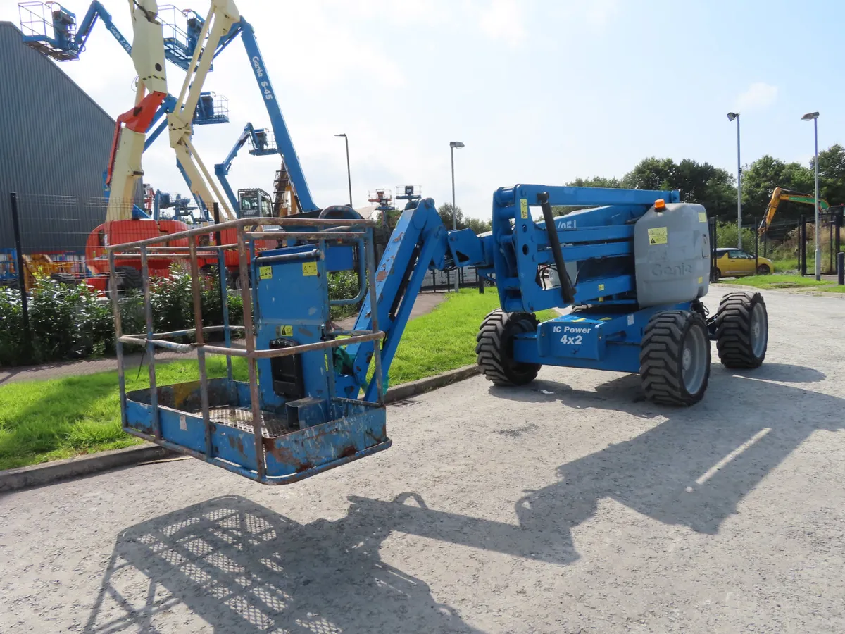 Genie Z45/25J Articulated Boom Lift - Image 2