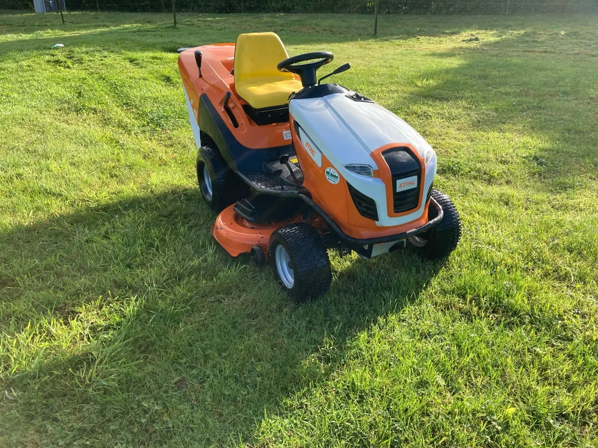Ride on lawnmower Hydrostatic for sale for sale in Co. Tipperary for 3 700 on DoneDeal