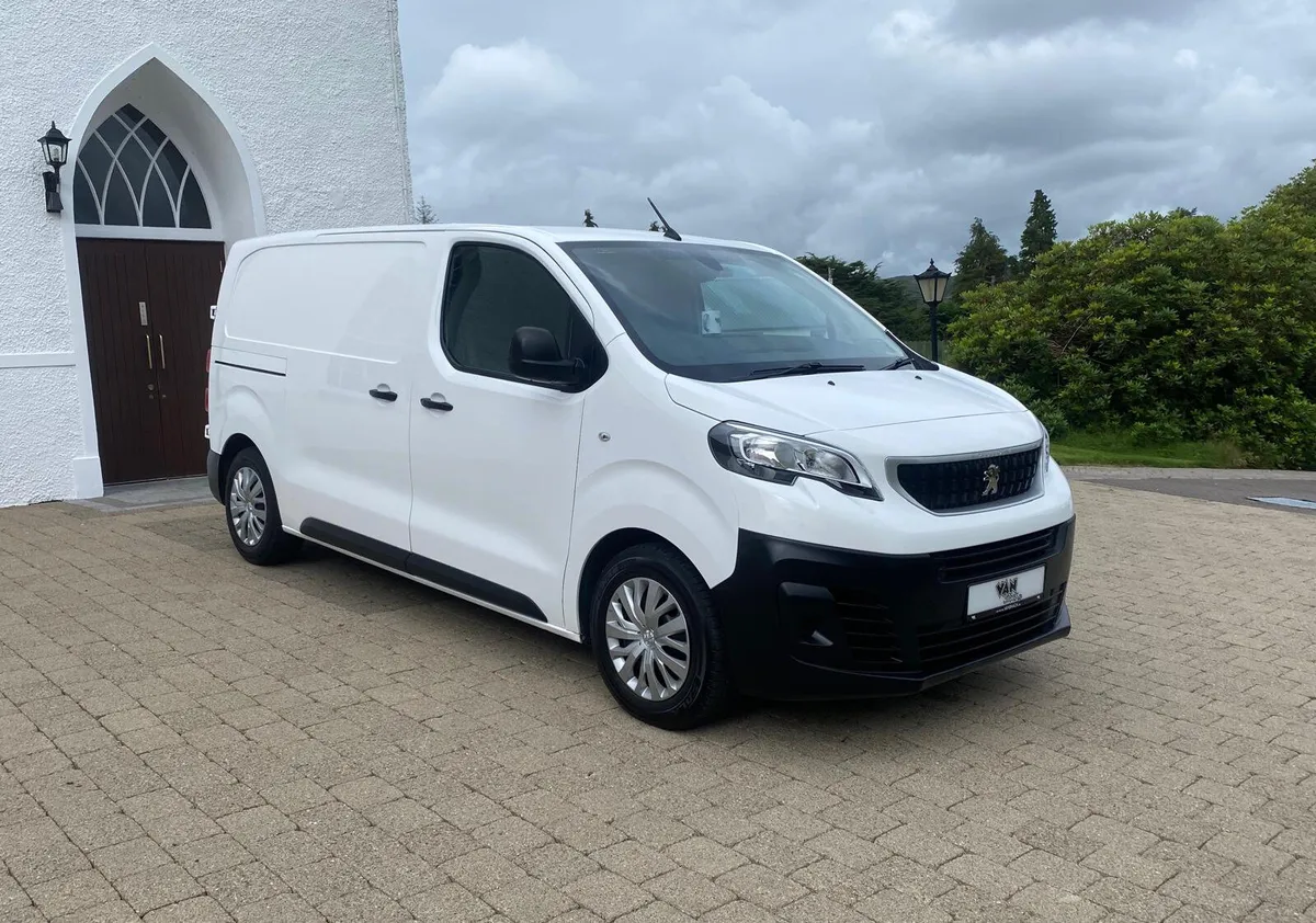 2020 Peugeot Expert Professional 1.5 BlueHDi - Image 1