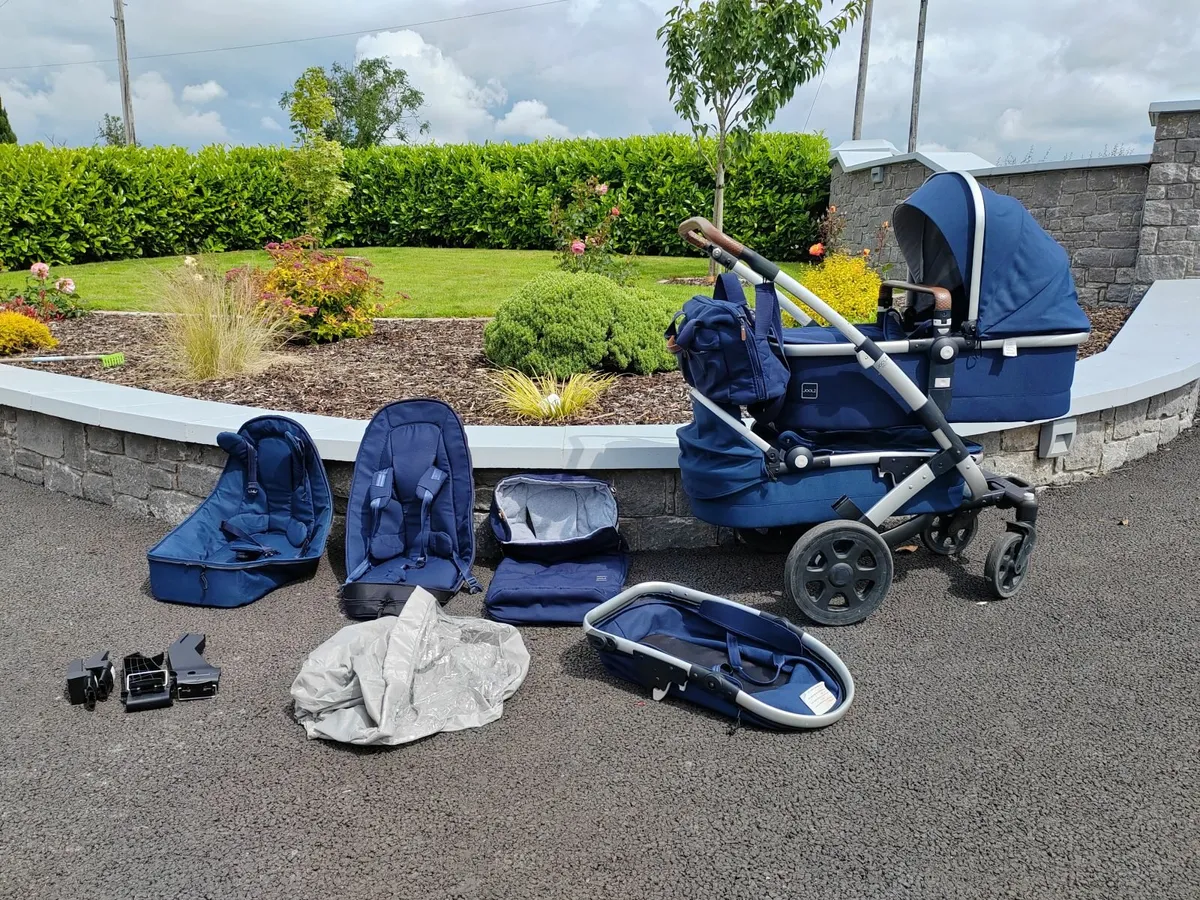 Buggy/Pram/Twin buggy/Double buggy - Image 1