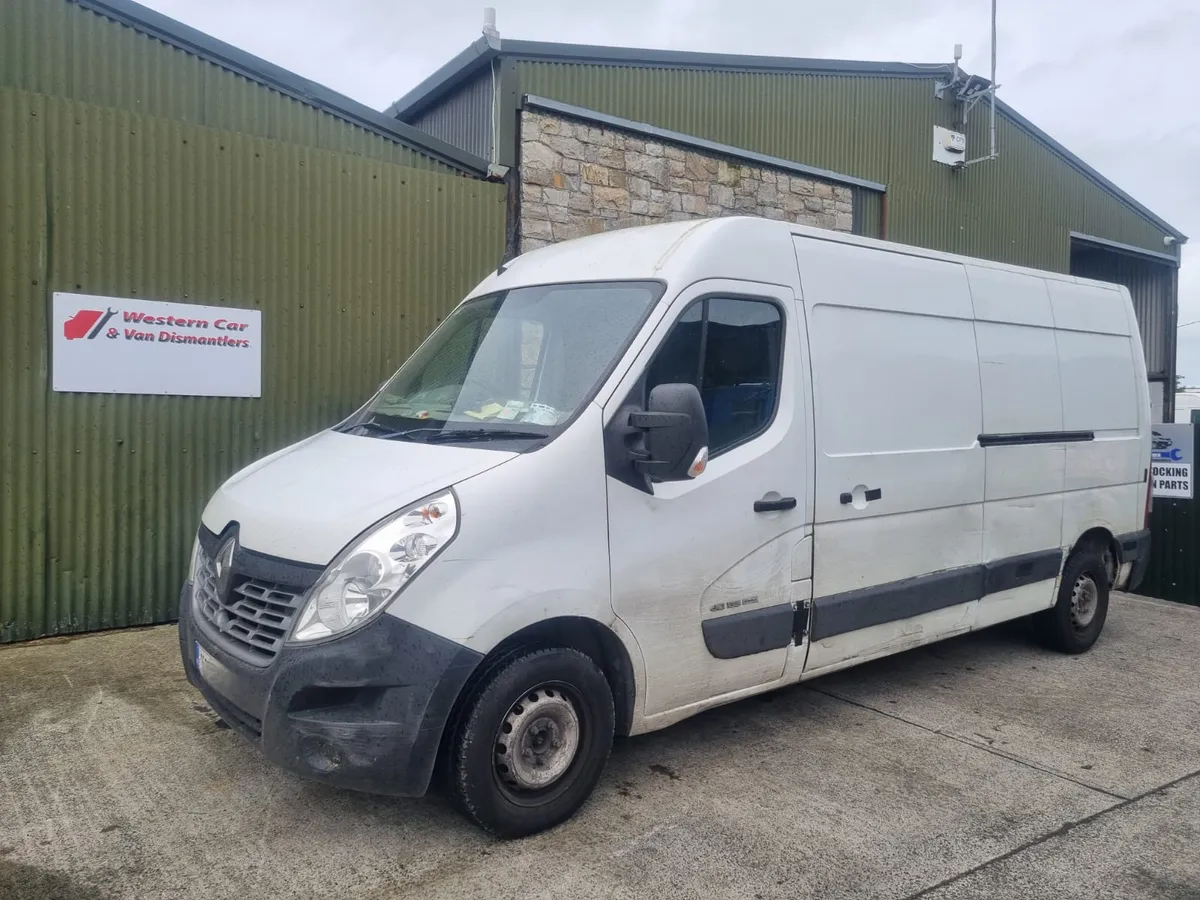 152 Renault master 2.3 dci for dismantling