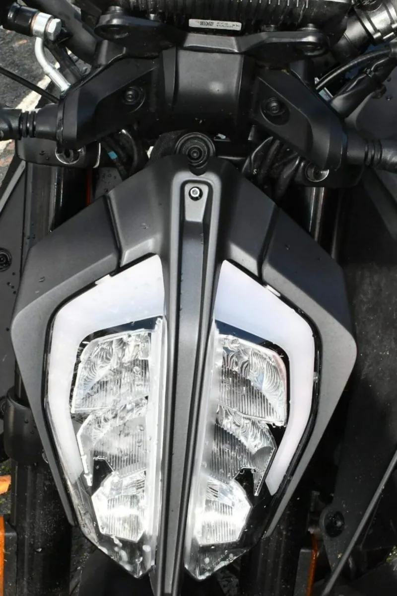 2023 (232) KTM 125 Duke top spec - Image 3