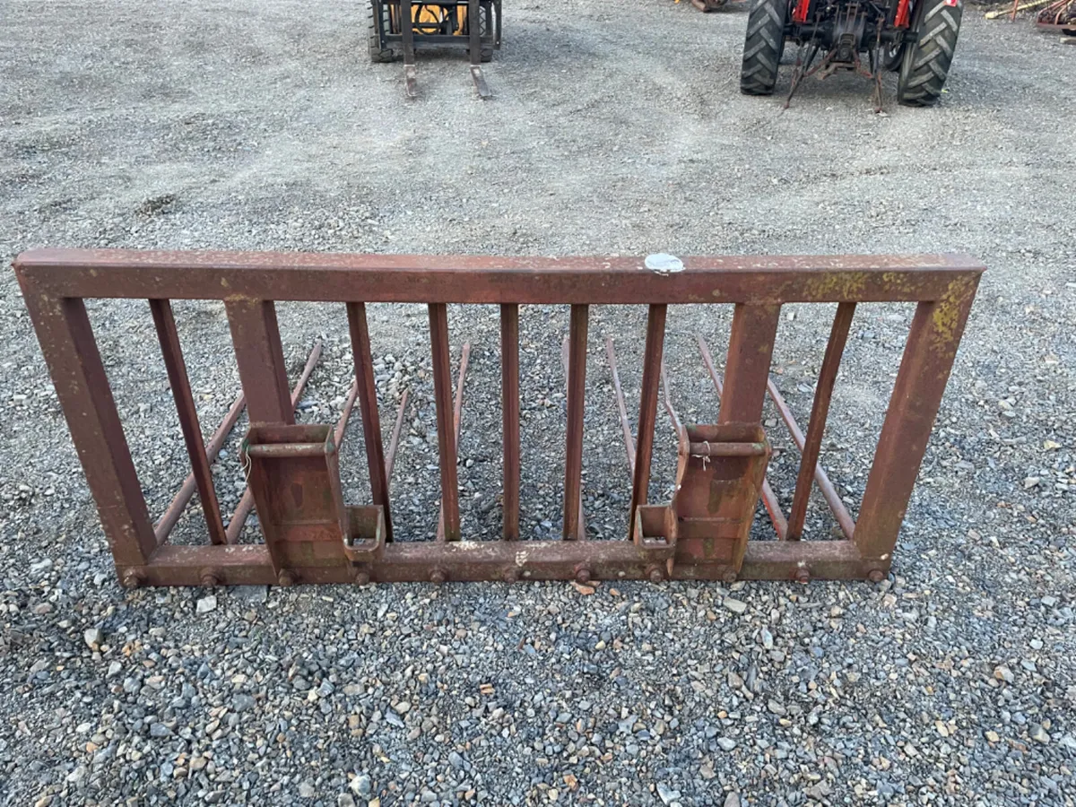 7FT Grape/Buckrake - Image 3