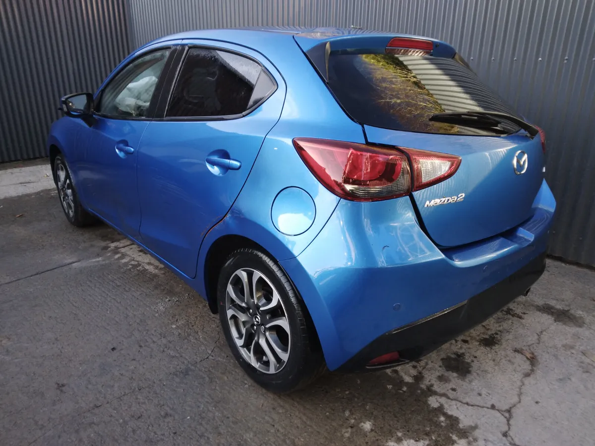 2015 Mazda 2 1.5 Pet Breaking/Dismantling - Image 2