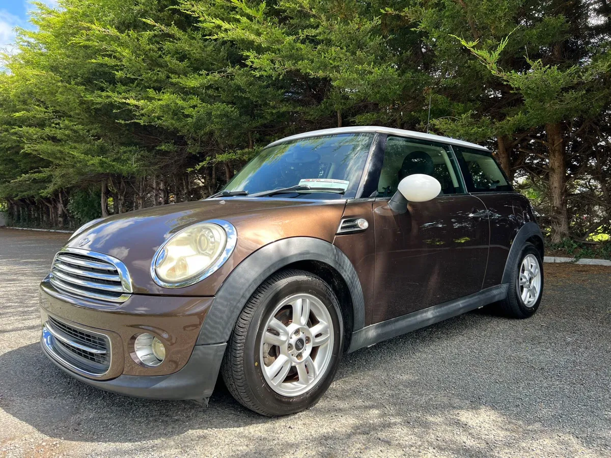 11 Mini Cooper Autos - Image 3