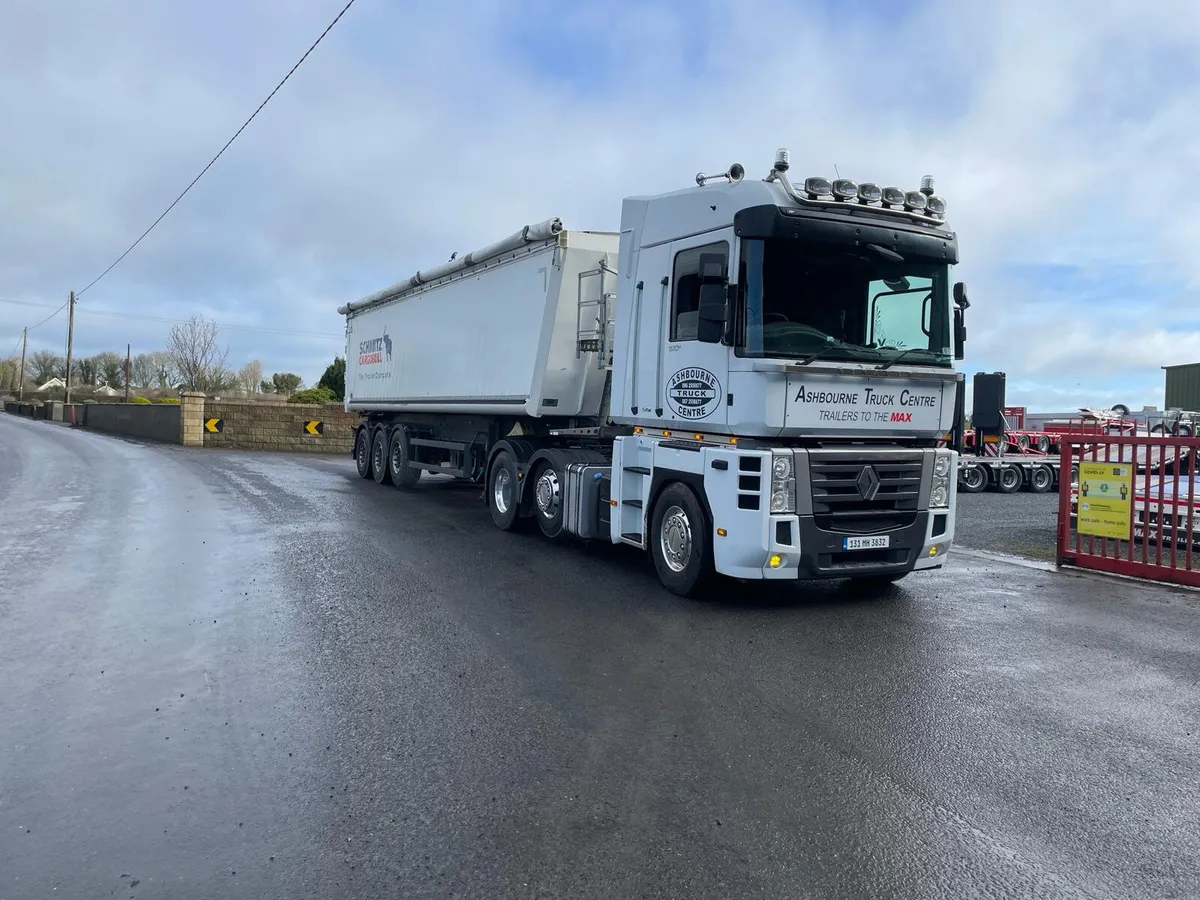 2020 SCHMITZ BULKER - Image 1