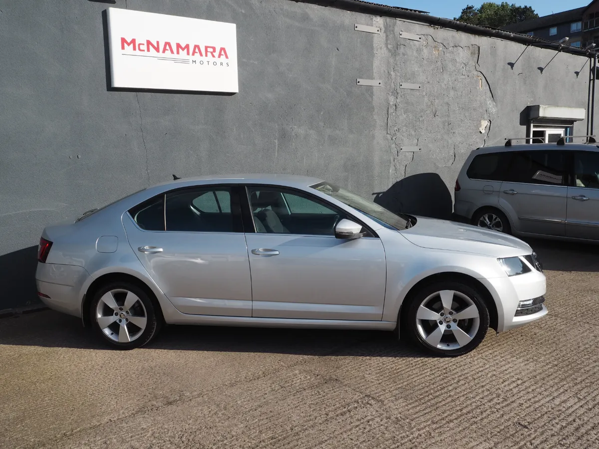 Skoda Octavia Style 46,000Km 1 Owner Exceptional! - Image 2