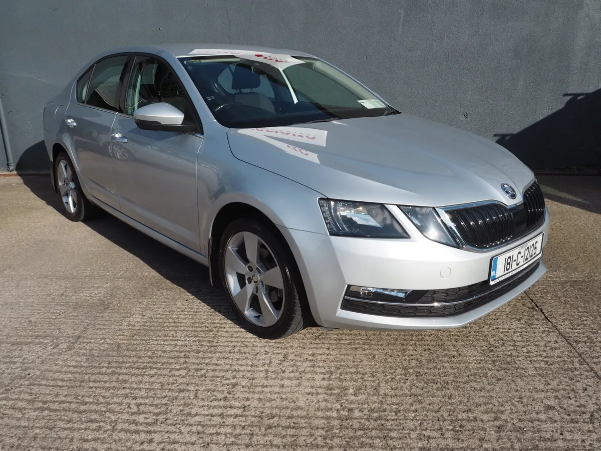 Skoda Octavia Style 46,000Km 1 Owner Exceptional! - Image 3