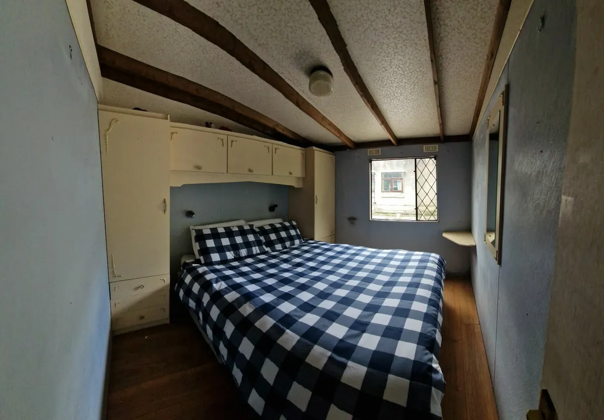 3 Bedroom Chalet - Image 4