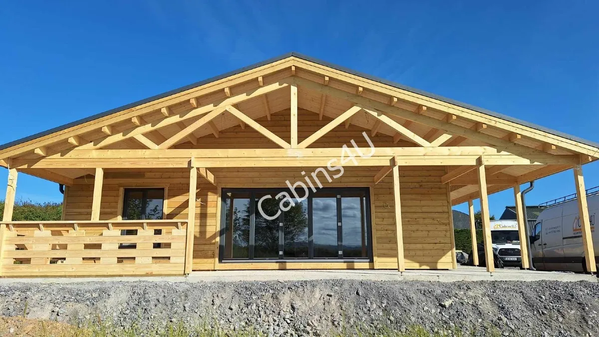 4 bedroom log cabin - Image 2