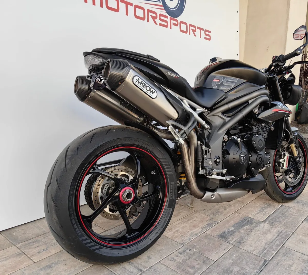 Triumph Speed Triple RS 1050 - Image 3