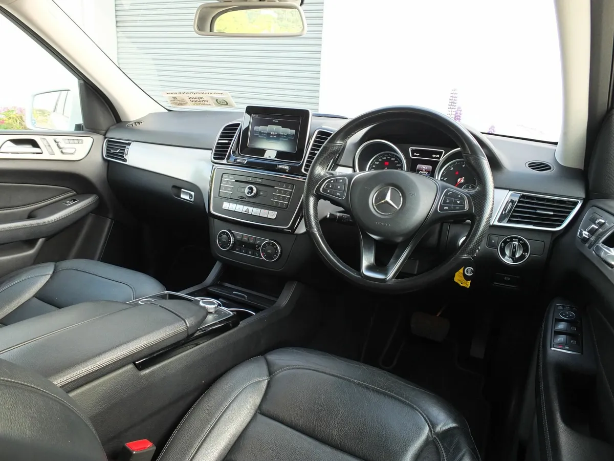 Mercedes-Benz GLE-Class 2016 - Image 3