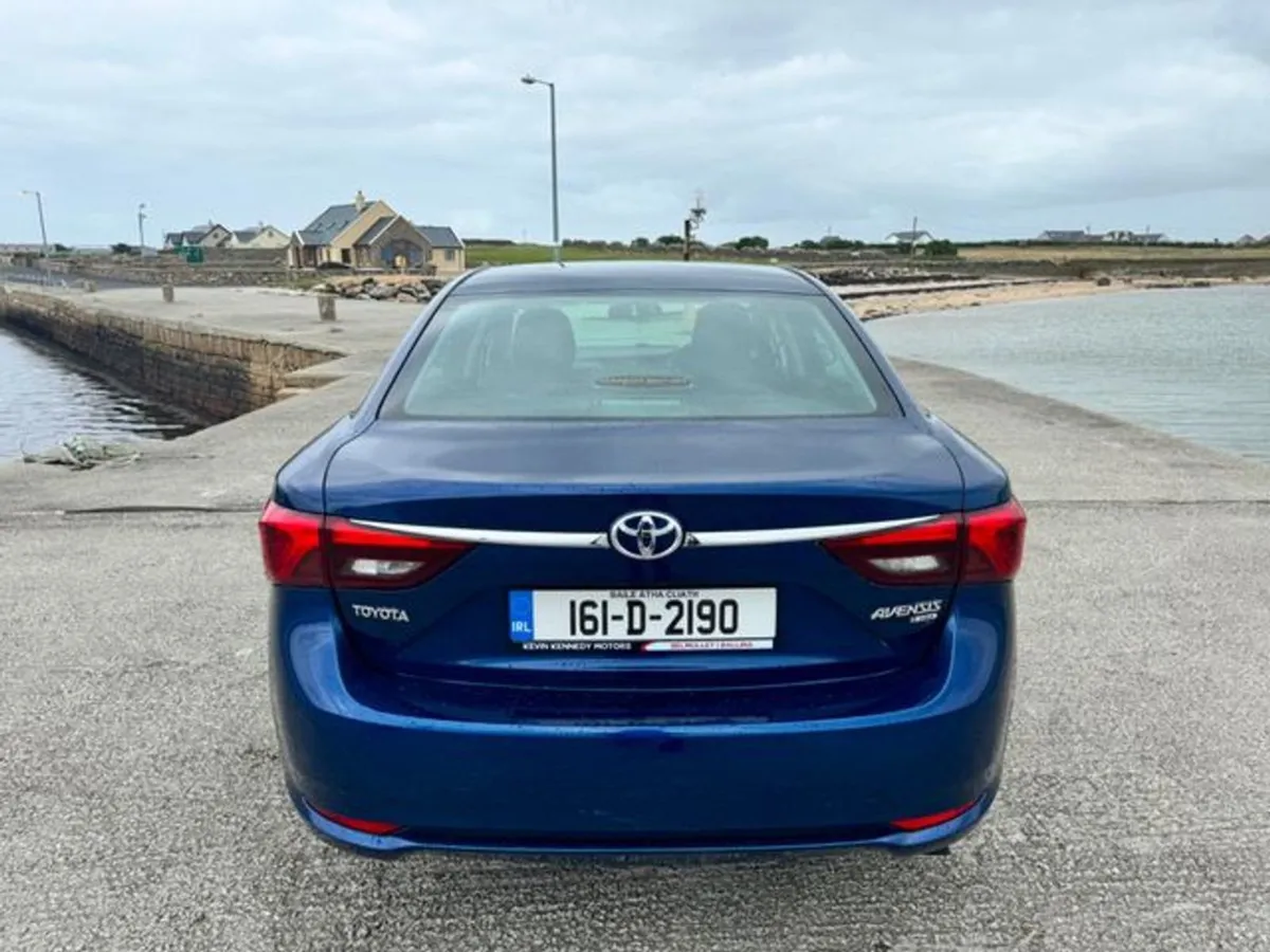 Toyota Avensis 1.6d Aura 4DR - Image 4