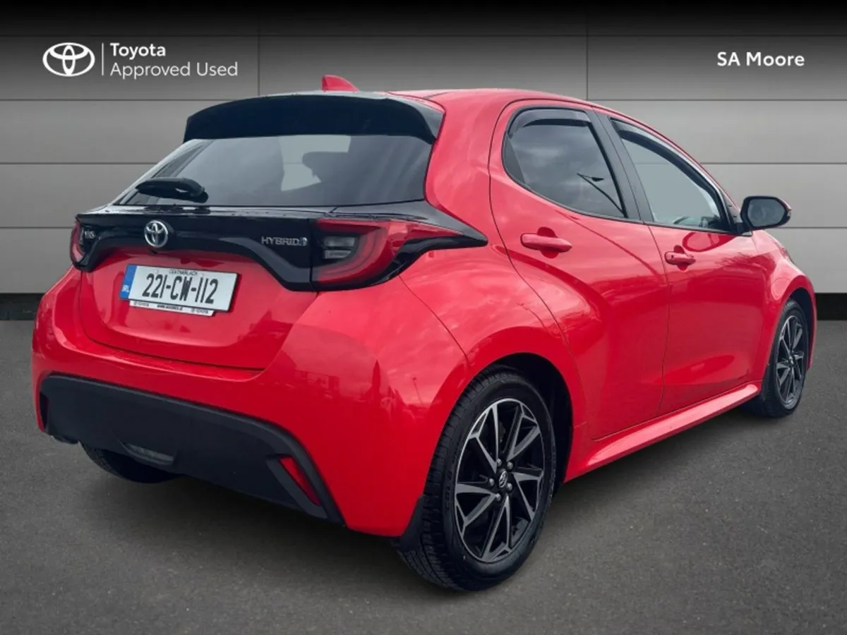 Toyota Yaris Hybrid Luna Sport - FAB Colour - Image 2