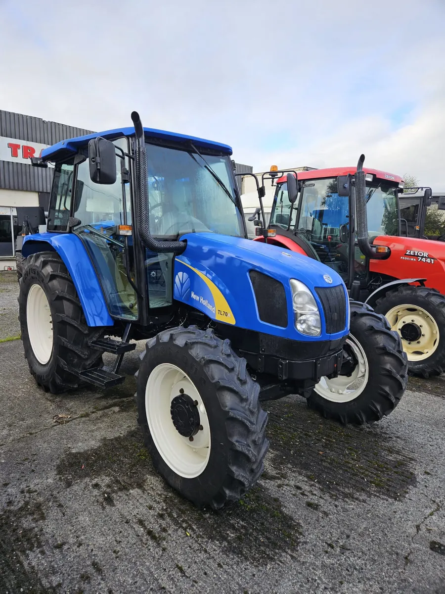 NEW HOLLAND TL70A - Image 1