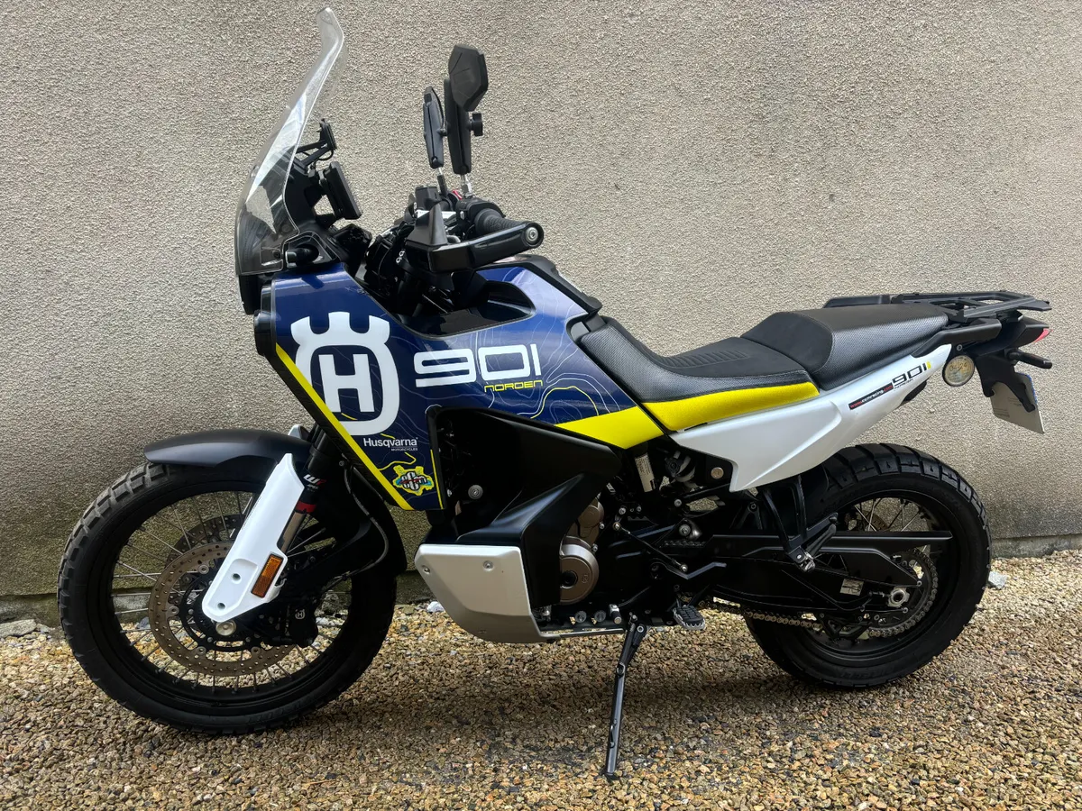 2023 Husqvarna Norden 901 - Touring - Image 2