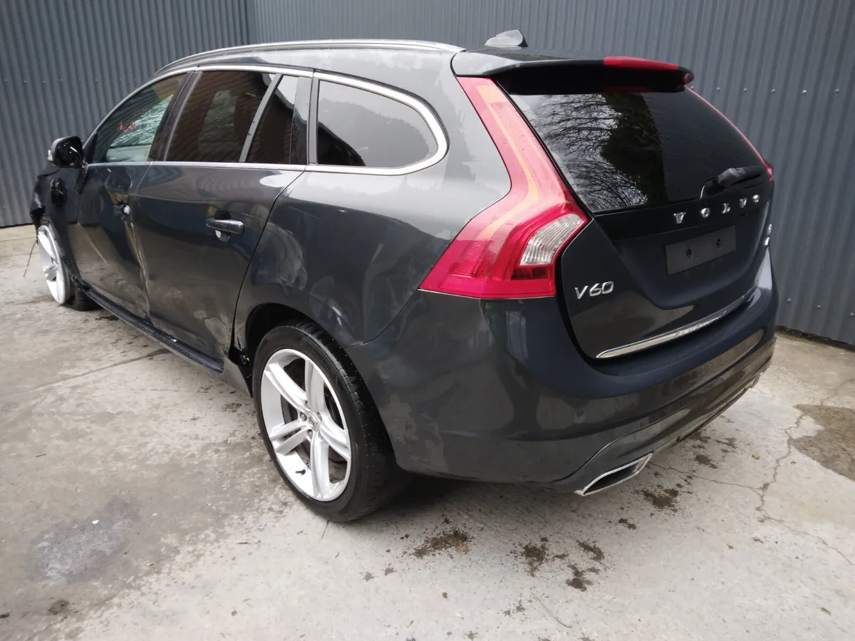 2014 Volvo V60 Estate Breaking/Dismantling - Image 2