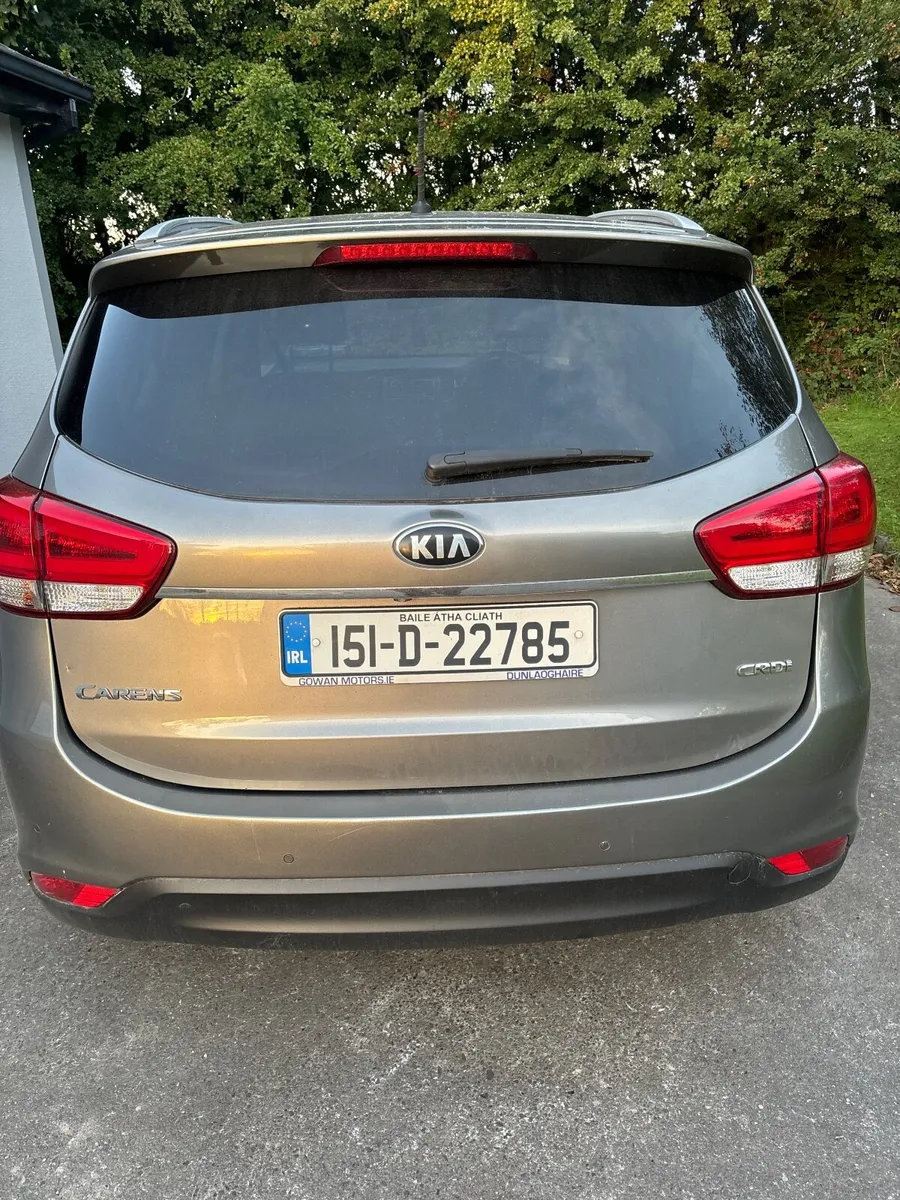 Kia Carens 2015 - Image 4